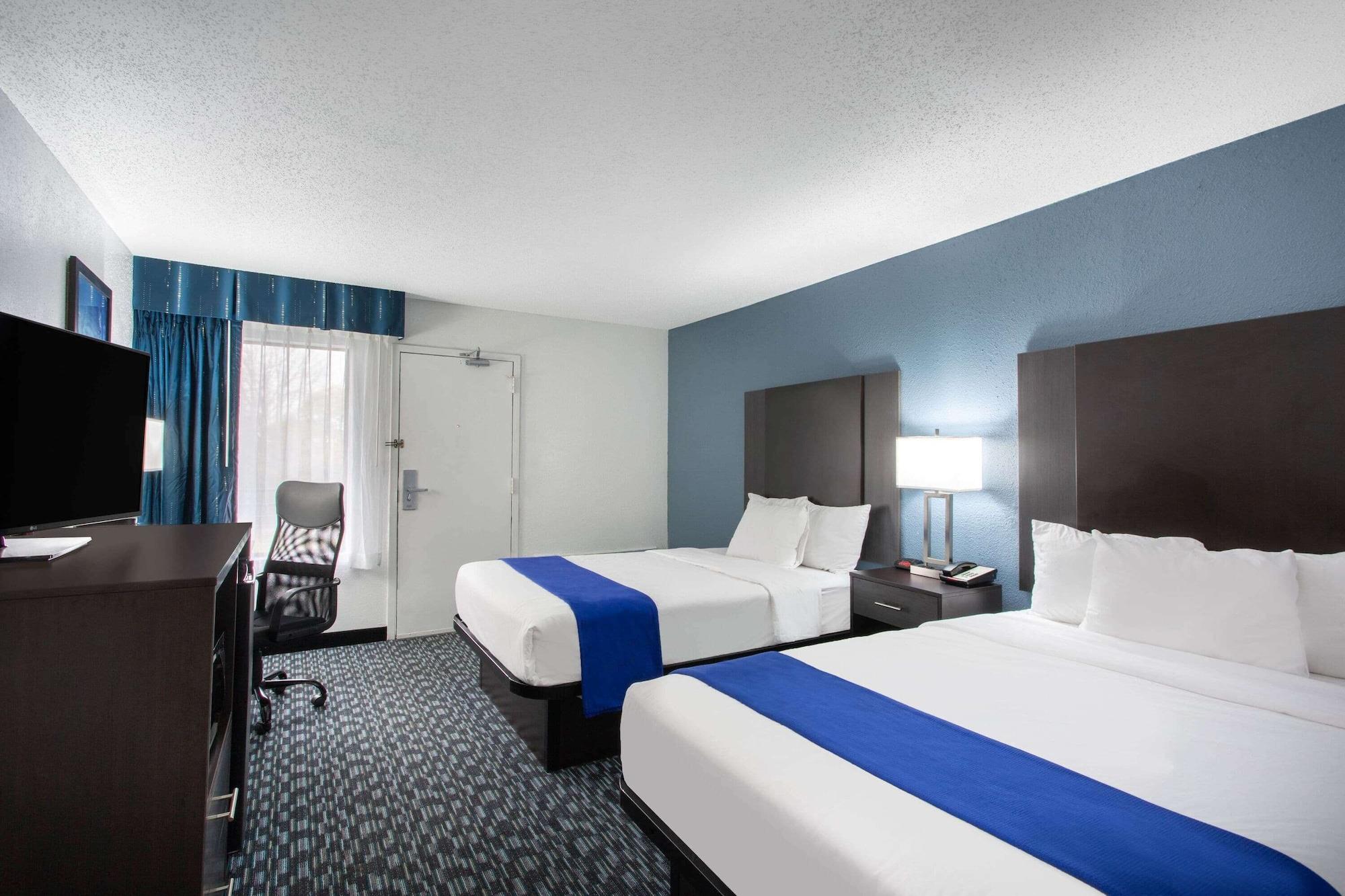 Baymont By Wyndham Charlotte University מראה חיצוני תמונה