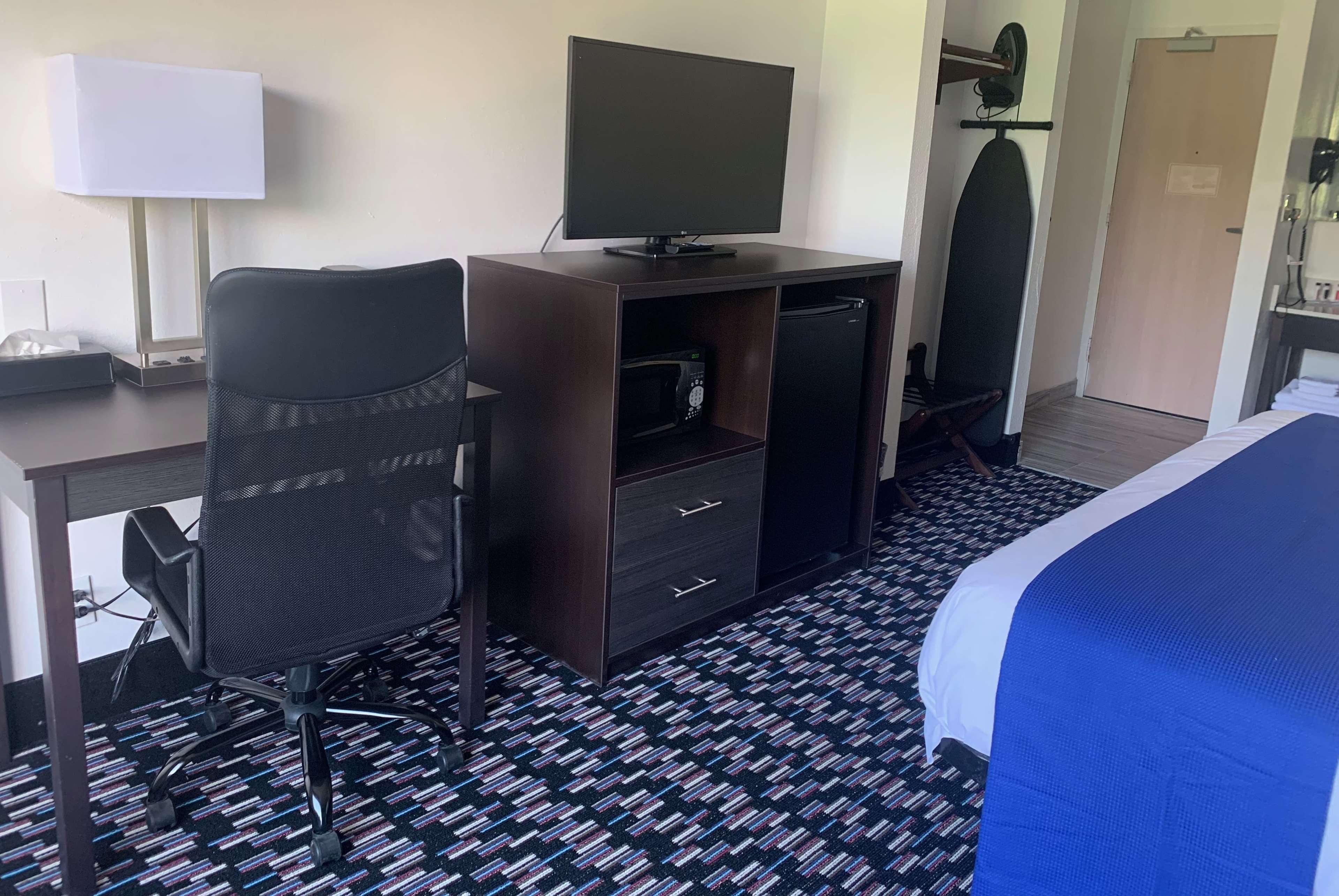 Baymont By Wyndham Charlotte University מראה חיצוני תמונה
