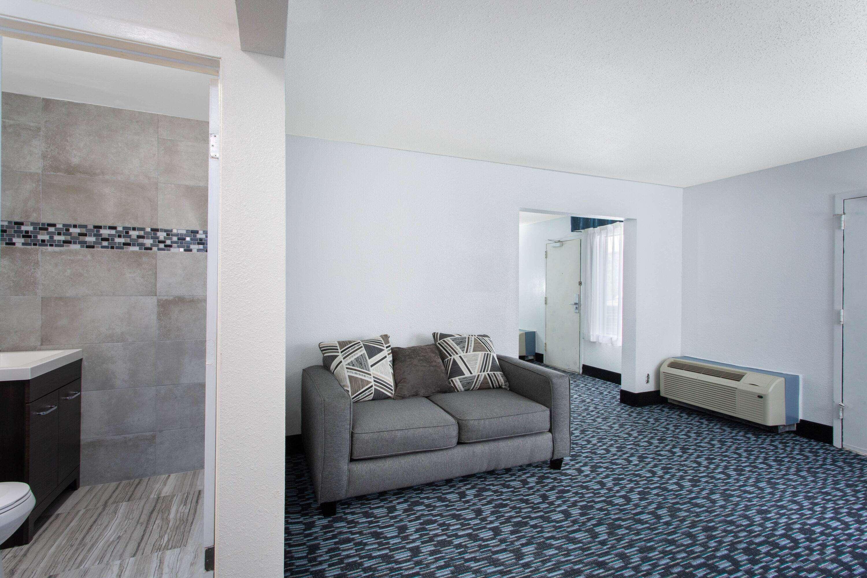Baymont By Wyndham Charlotte University מראה חיצוני תמונה