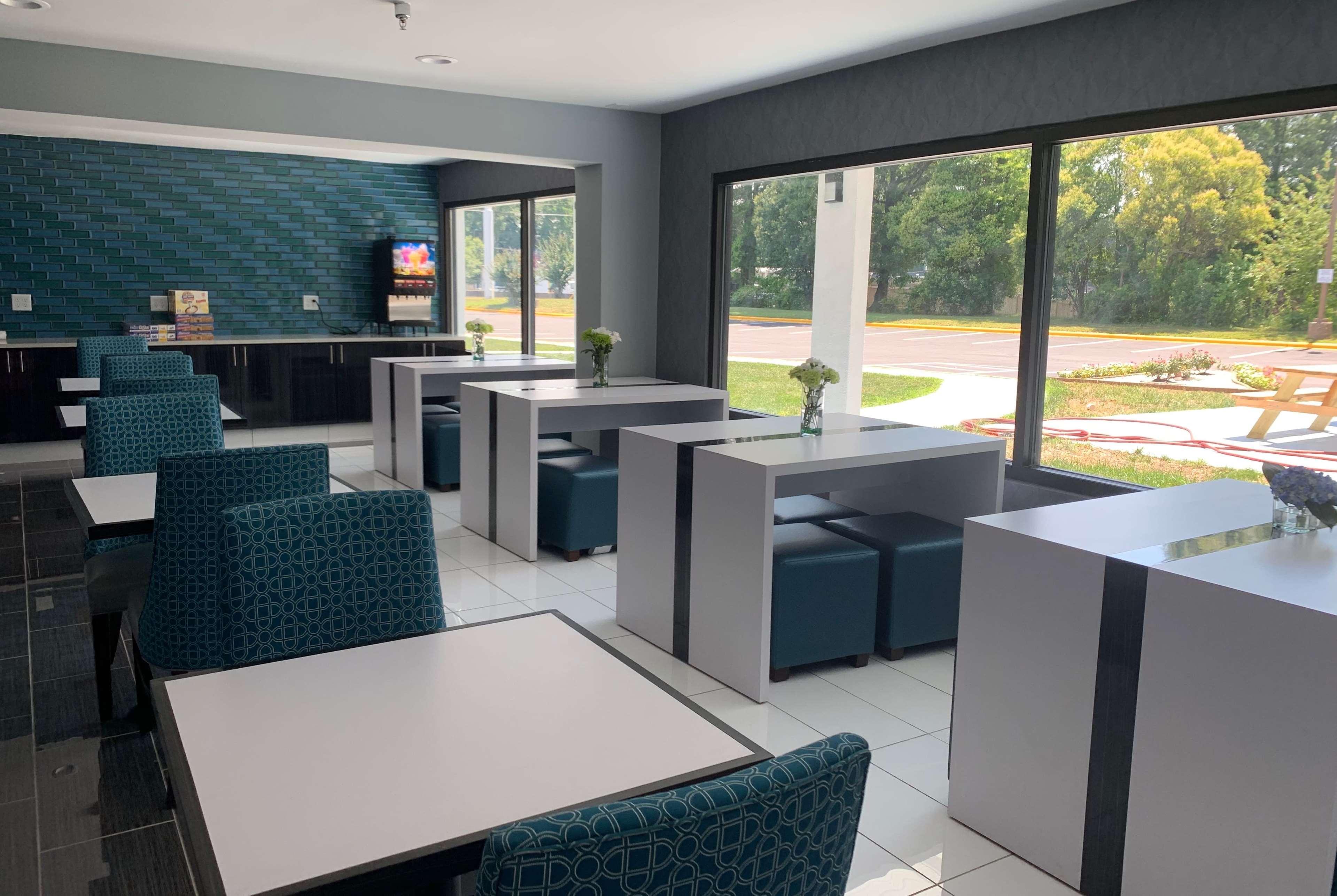 Baymont By Wyndham Charlotte University מראה חיצוני תמונה